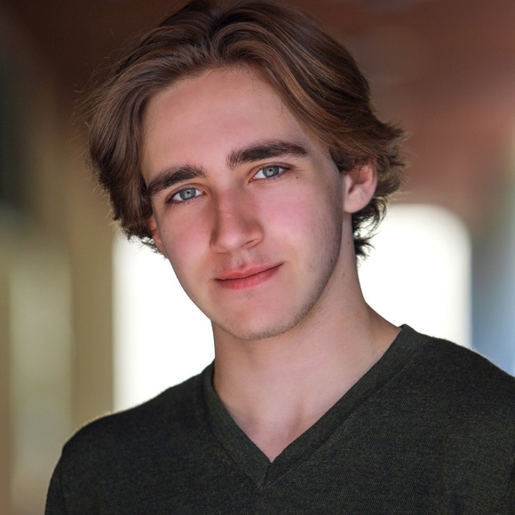 Meet your Posher, Christopher - Picture 1 of 1